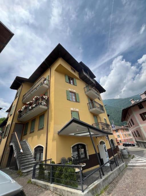 Effealatapartments - La Perla Della Val Di Sole Dimaro Exterior photo